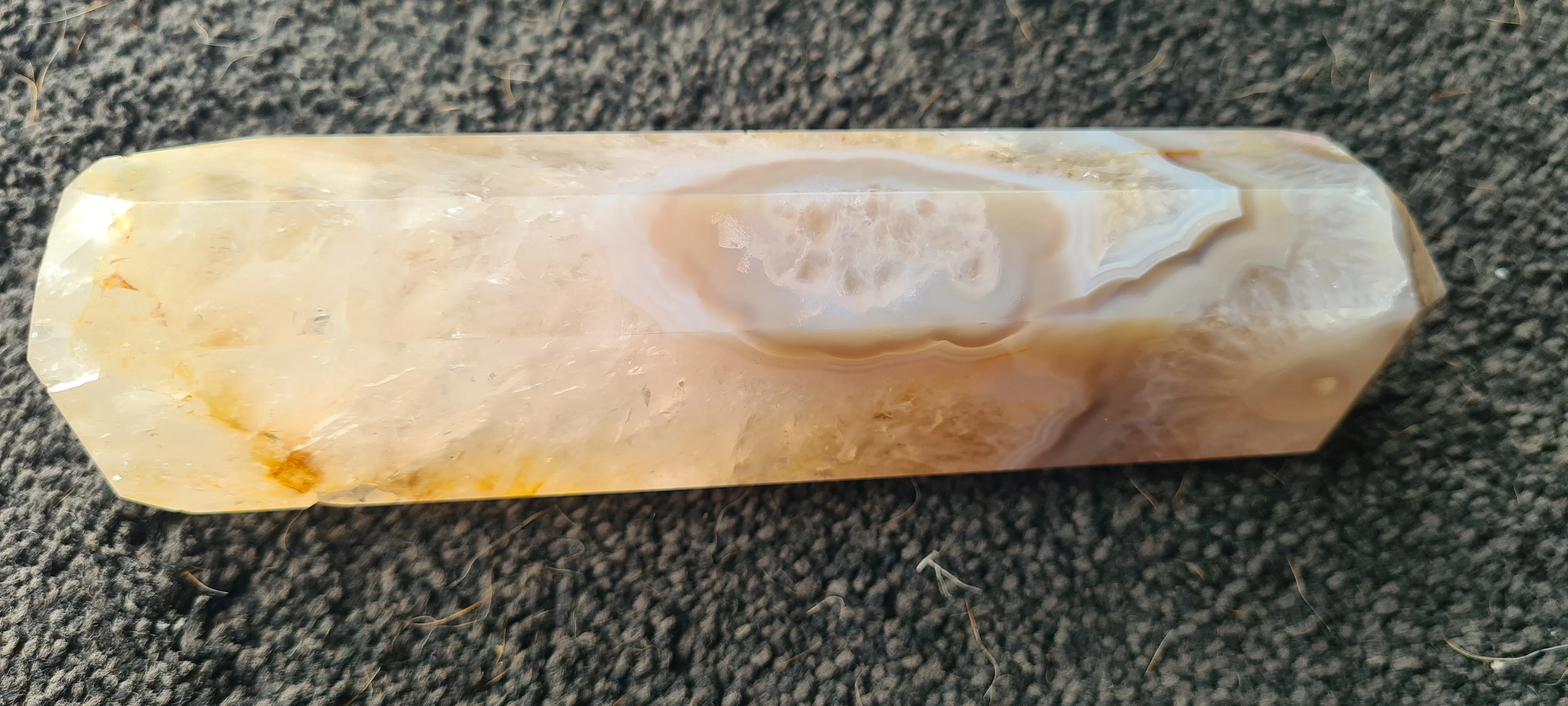 AGATE TOWER