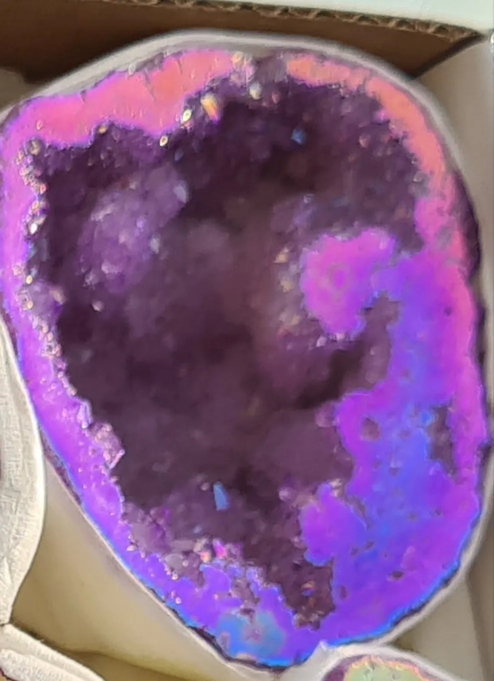AURA QUARTZ GEODES