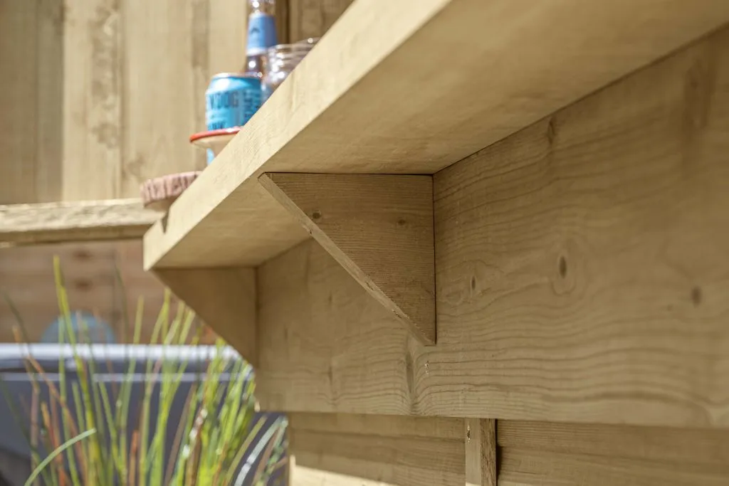 Forest Garden Shiplap PTR 4x6 Apex Garden Bar