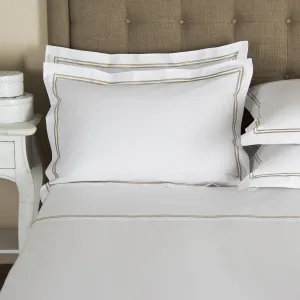 Frette | Hotel Classic Sham Standard - White&Khaki