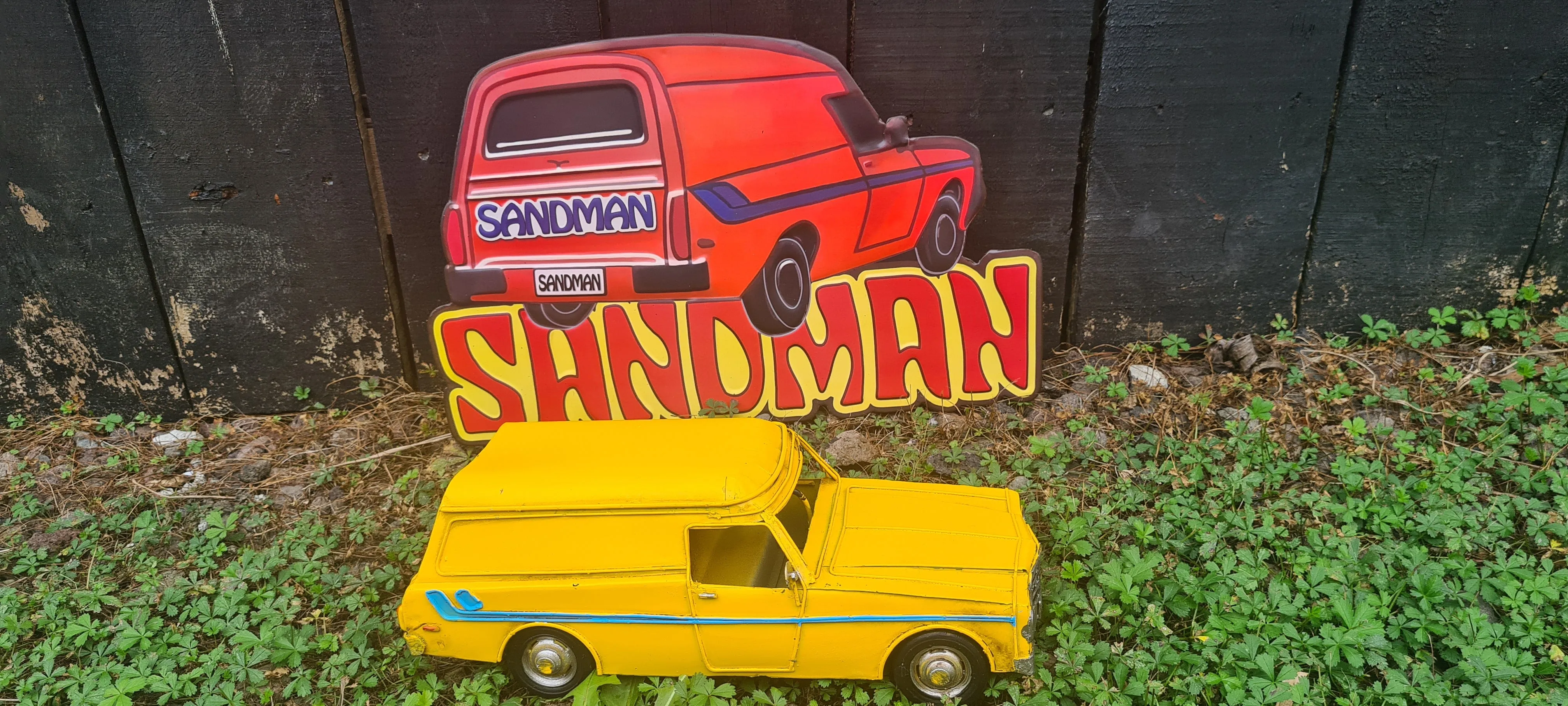 HOLDEN EMBOSSED SANDMAN METAL ART SIGNS