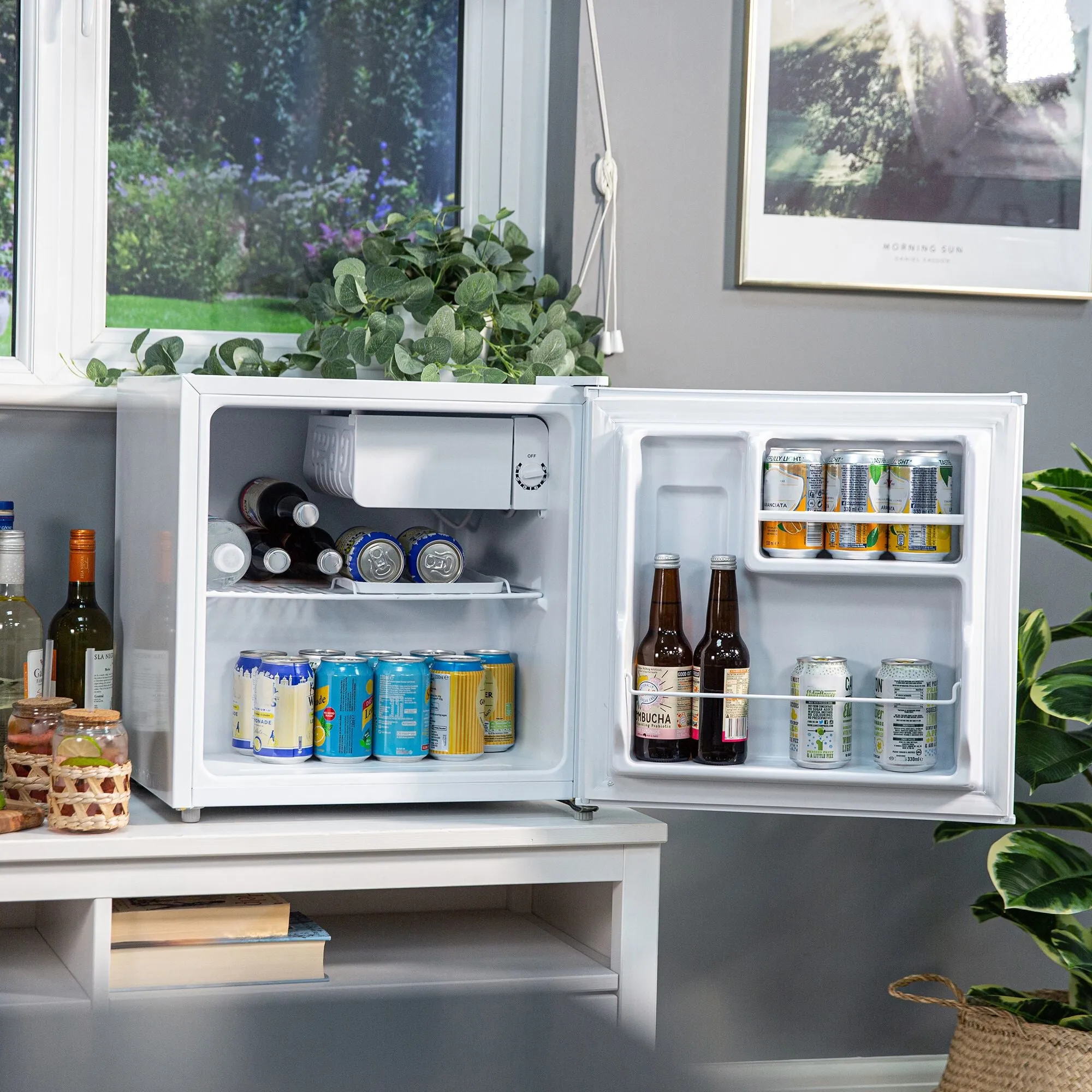 Kuhla KTTF4GB-1025 fridge Freestanding 43 L F Multicolour, White