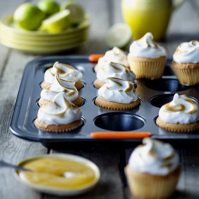 Le Creuset | 12-Cup Muffin Tray