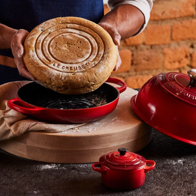 Le Creuset | Bread Oven