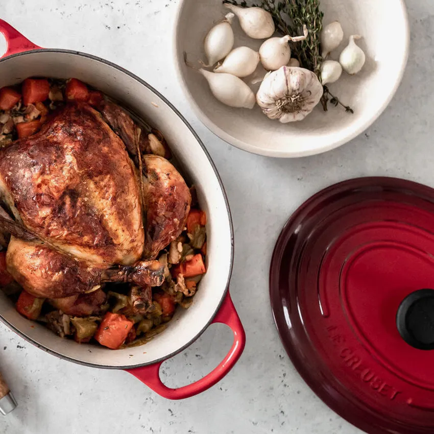 Le Creuset | Cast Iron Signature Oval French Oven