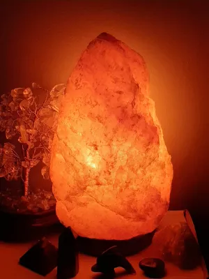 MEDIUM HIMALAYAN SALT LAMP 3-4kg-New 12v cable