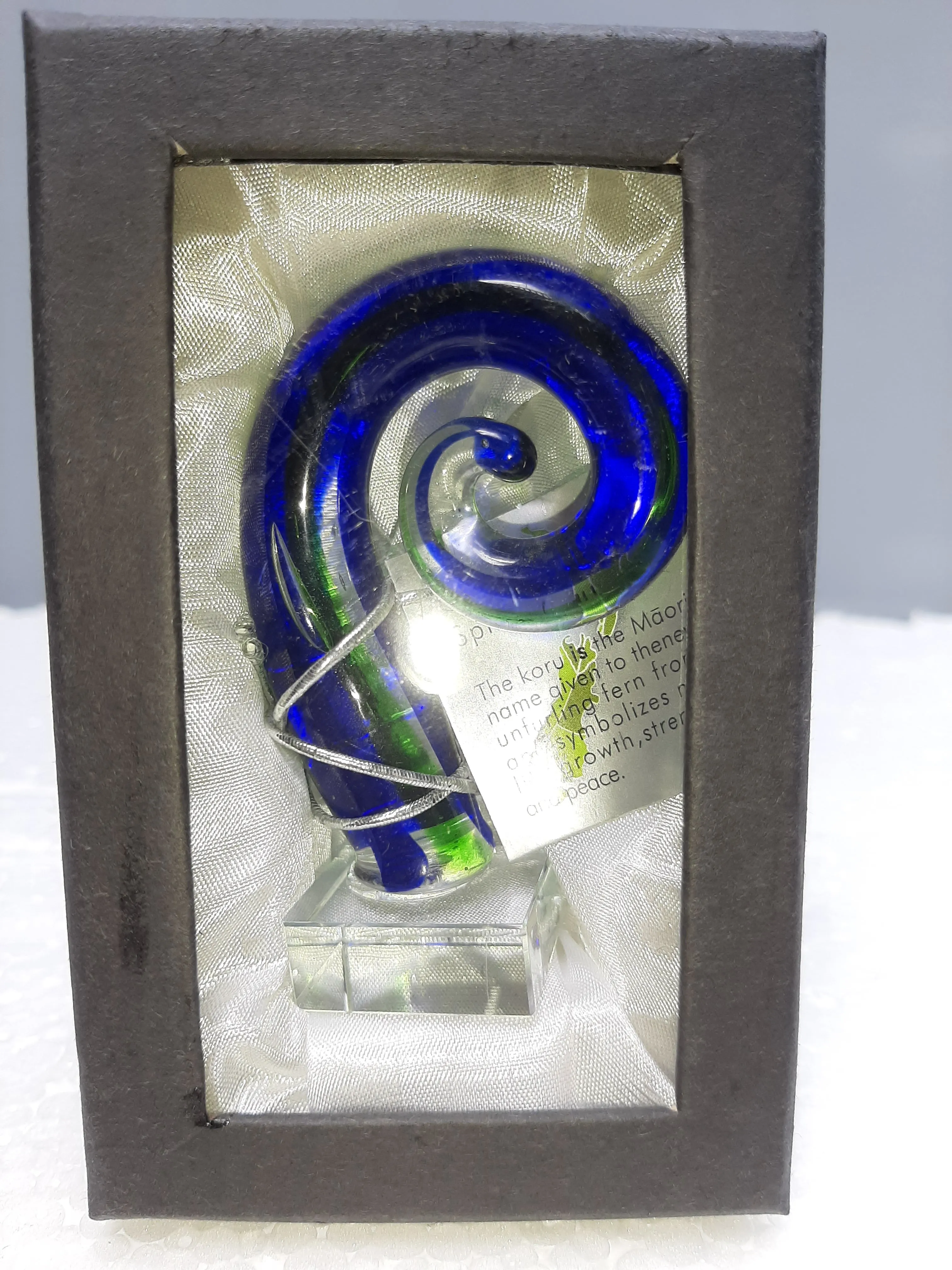 MINI BLUE GREEN PUNGA GLASS FIGURINE