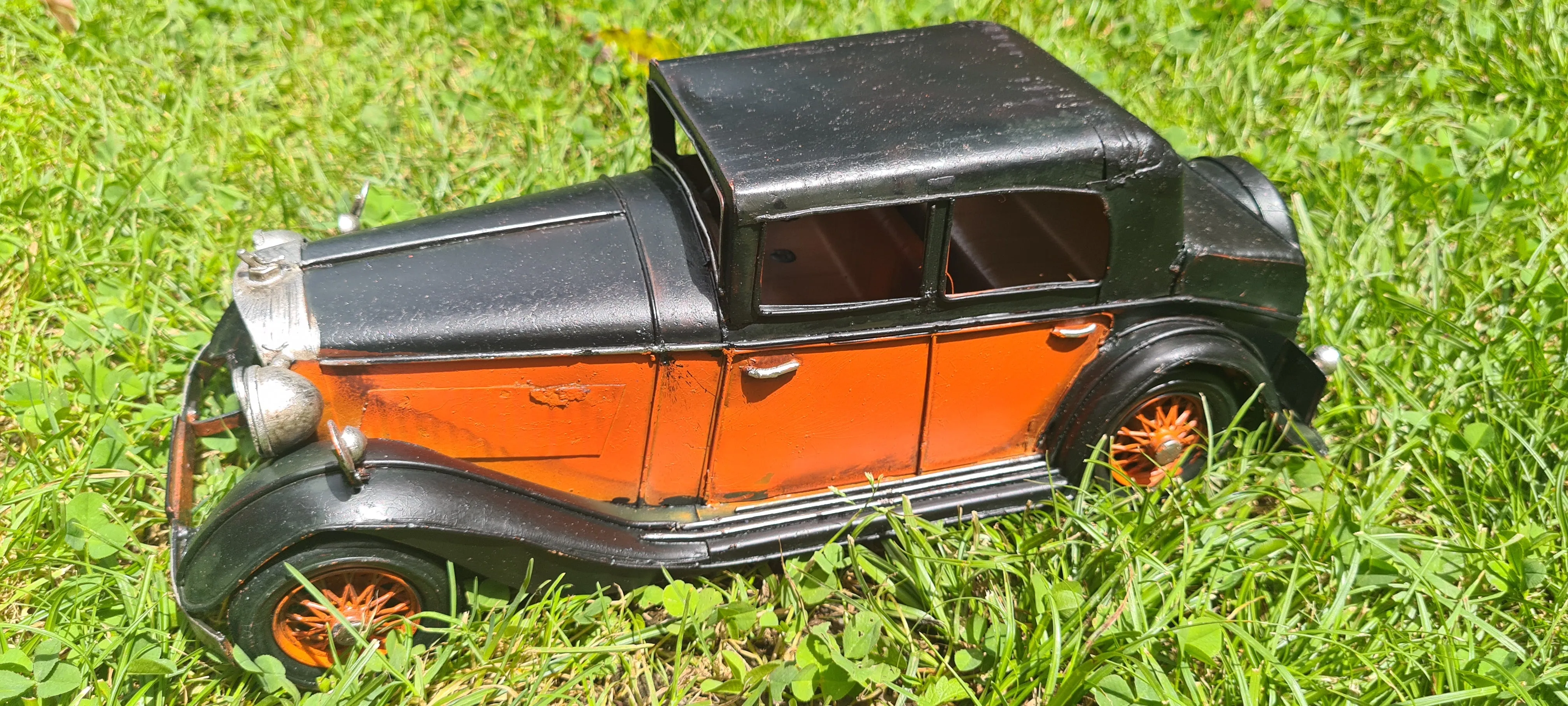 ORANGE ROLLS ROYCE TIN CAR