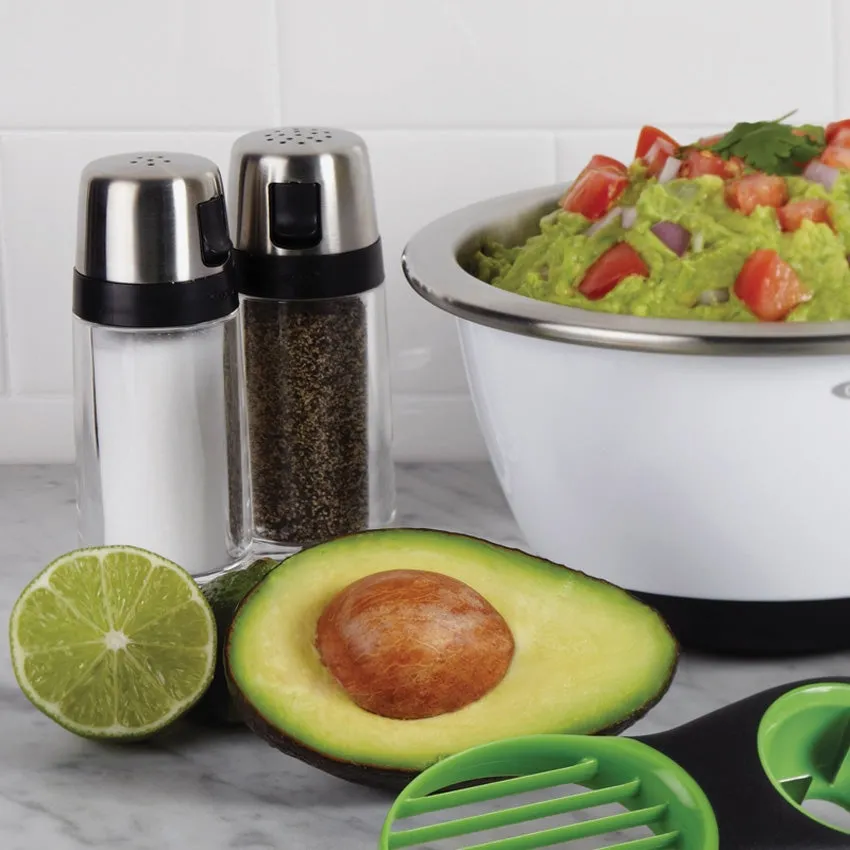 Oxo | Salt & Pepper Shaker Set