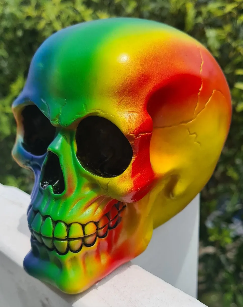 RAINBOW SKULL LAMP
