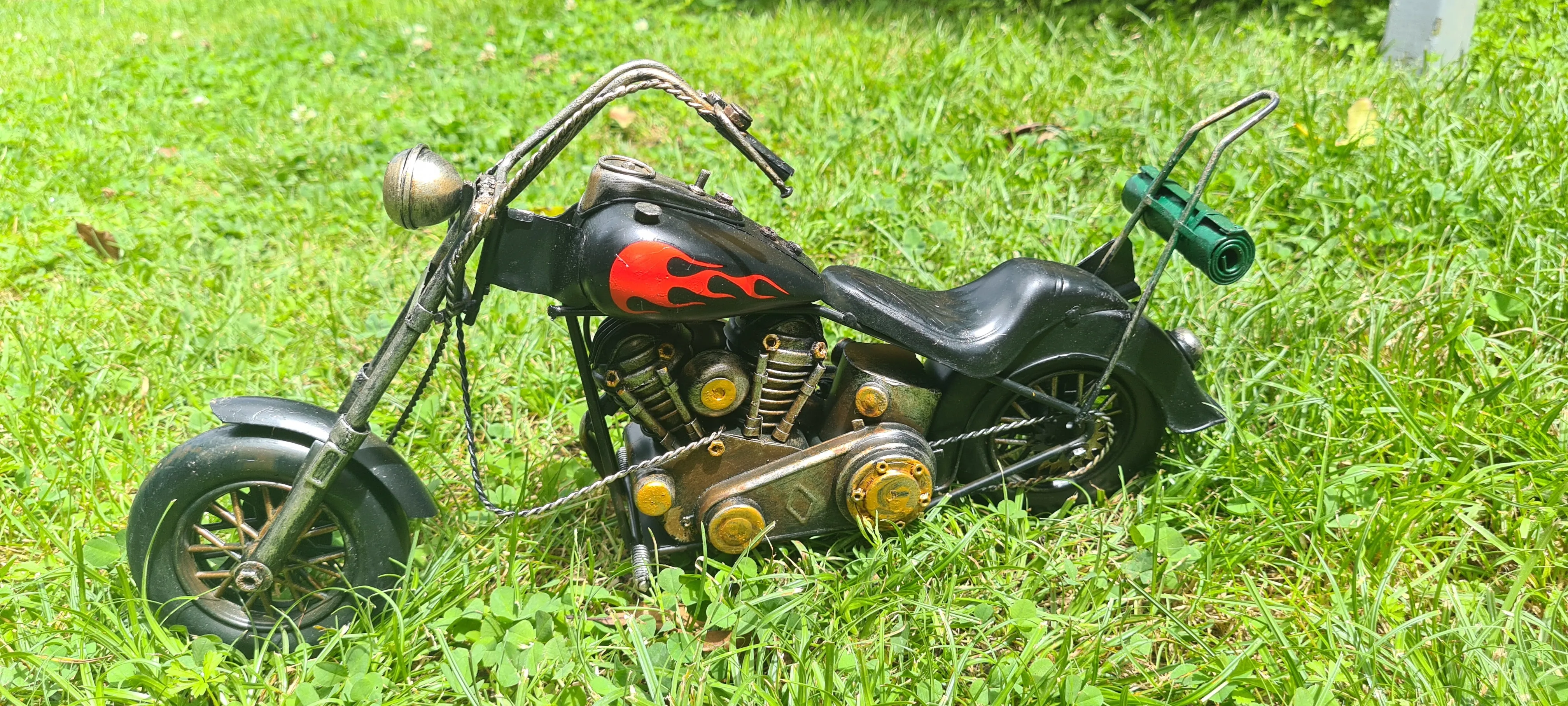 RED BLACK FLAMES MOTORCYCLE