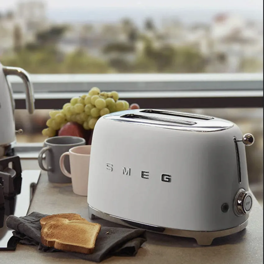 Smeg | '50s Style 2-Slice Toaster