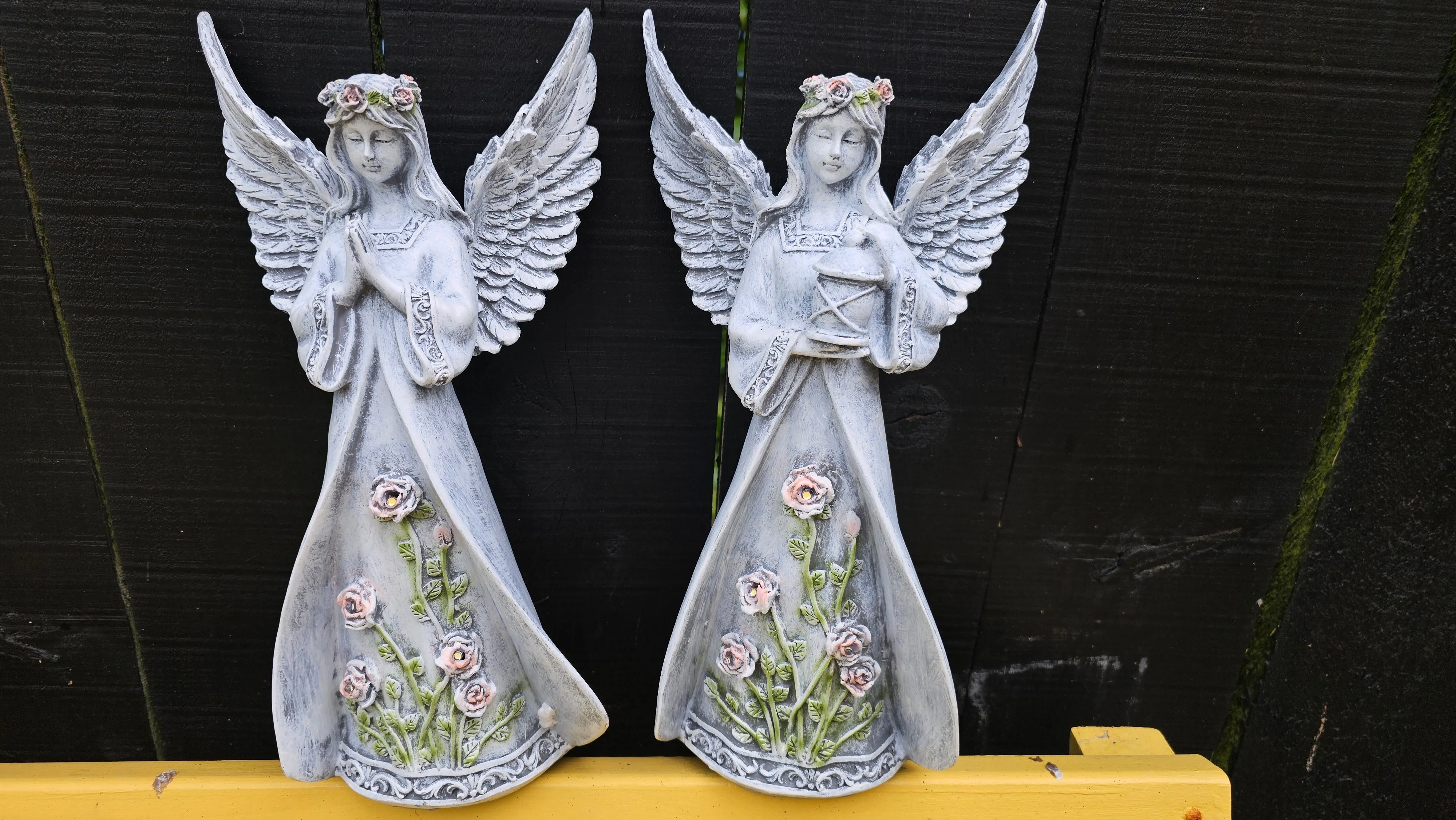SOLAR POWERED ANGELS