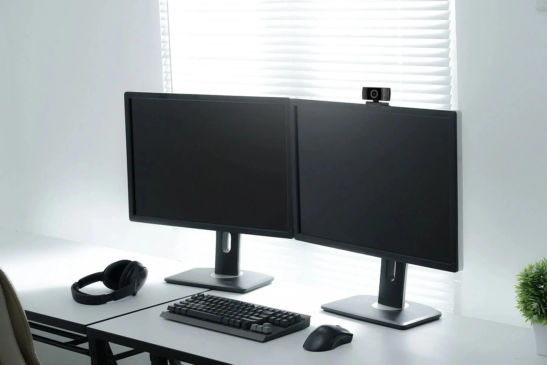 Targus AVC042GL webcam 2 MP 1920 x 1080 pixels USB 2.0 Black