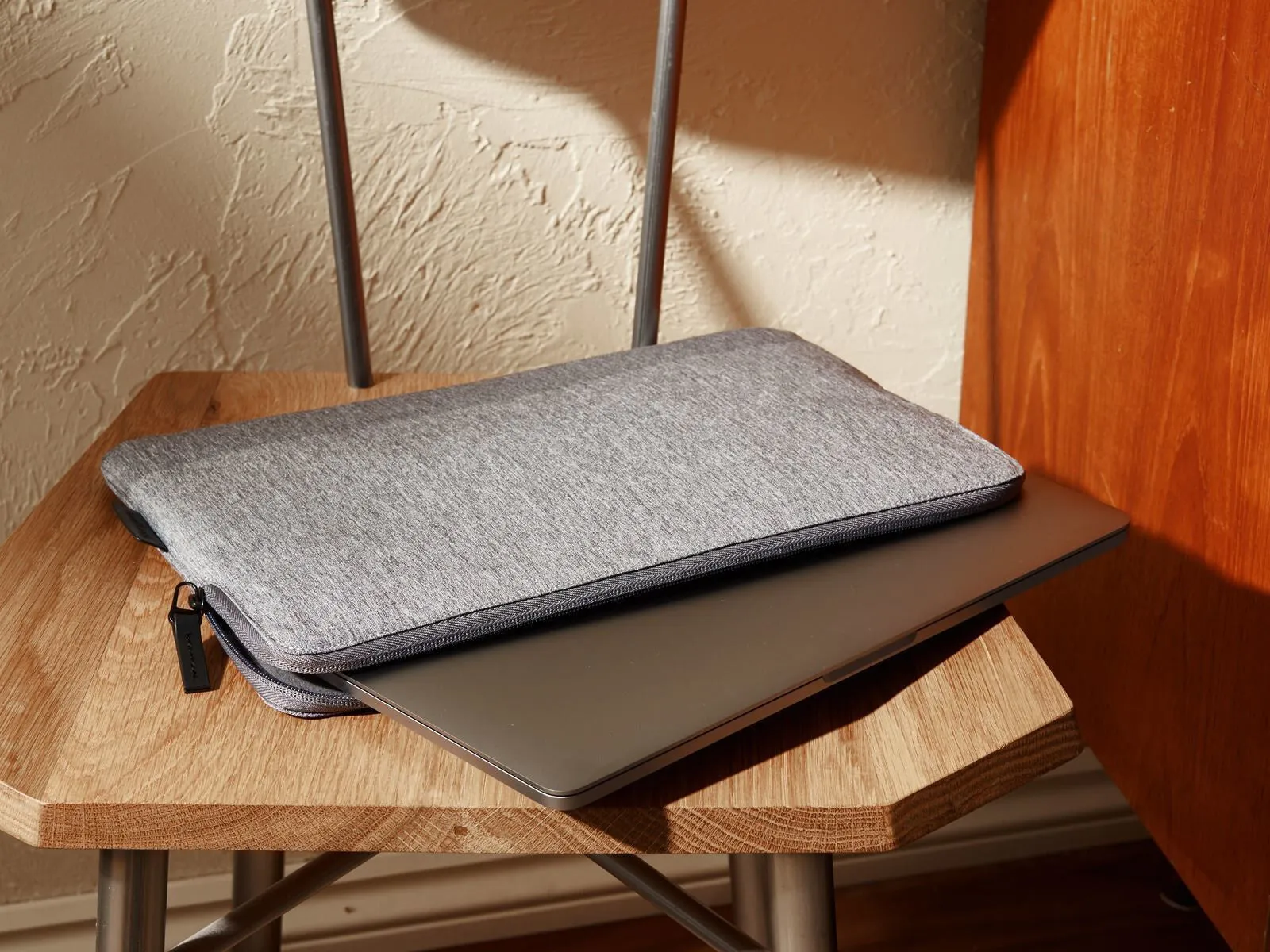 Targus CityLite 33 cm (13") Sleeve case Grey