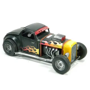 V8 HOT ROD WITH BLOWER