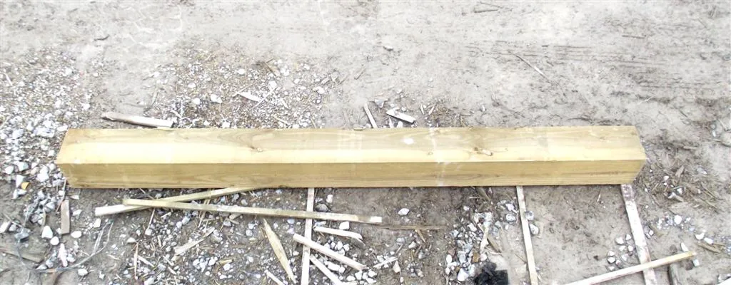 Wooden Gate Post 8' x 5" x 5" Tan